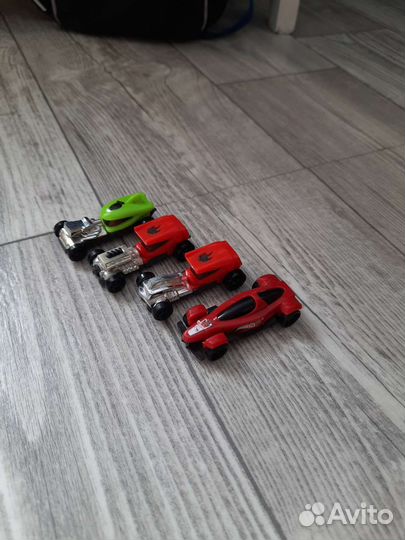 Hot wheels машинки