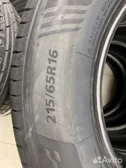 Delinte DS2 215/65 R16 102H