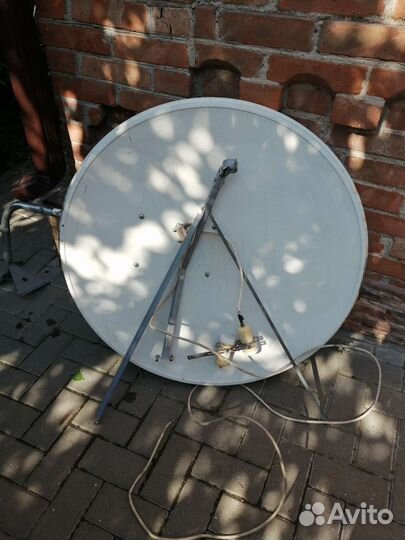 Спутниковая антенна тарелка