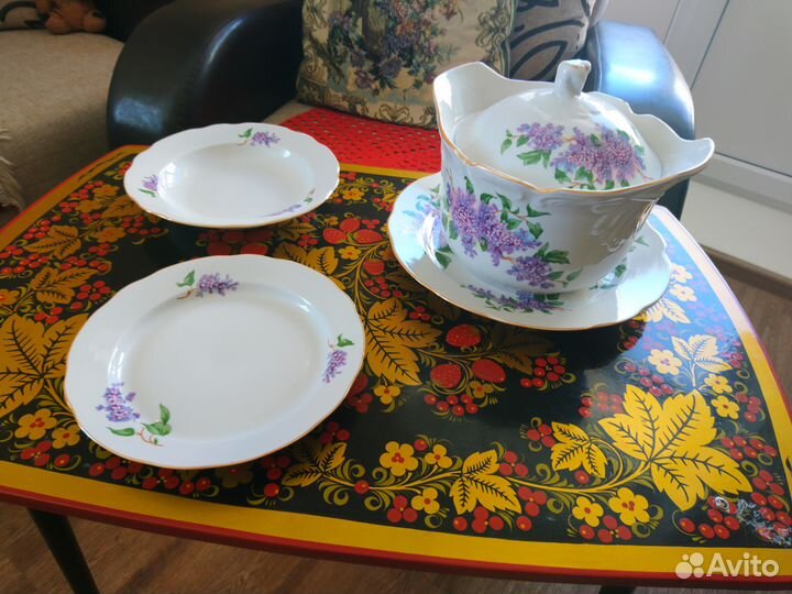Столовый сервиз 