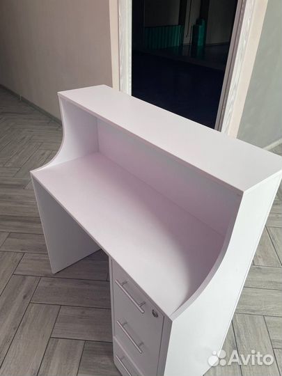 Продается Административная стойка