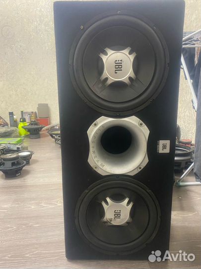 Сабвуферы с коробом