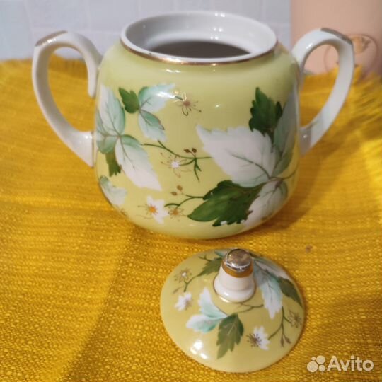 Сахарница из сервиза Липовый цвет