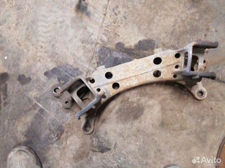 Подрамник задний Chery Tiggo T11