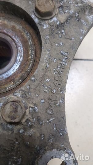 Ступица (кулак, цапфа) левая передняя Chrysler Voyager