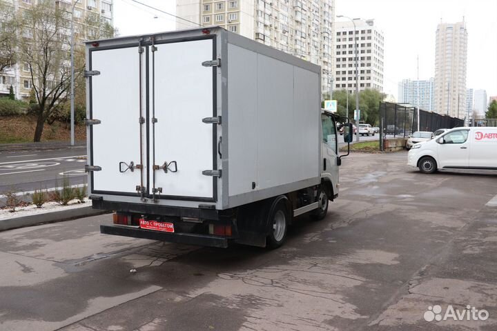 Isuzu ELF (N-series) изотермический, 2013