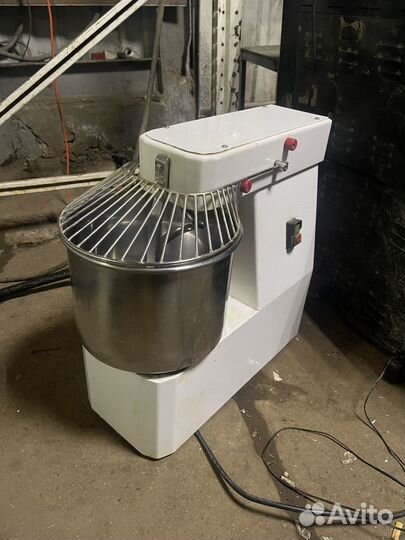 Тестомес спиральный pizza group IFM10