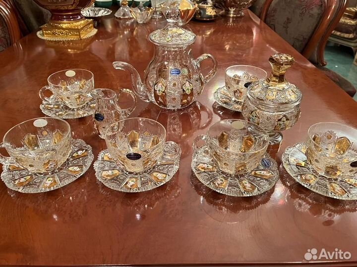 Чайный сервиз на 6 персон