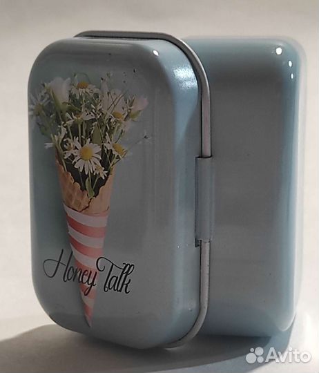 Шкатулка металлическая