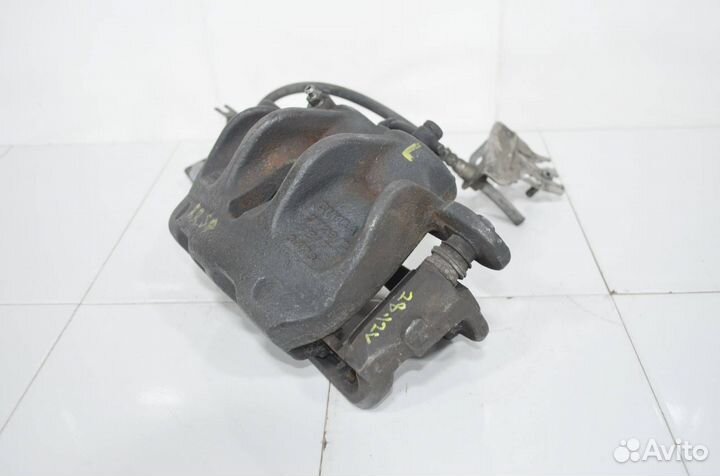 Суппорт тормозной передний левый Range Rover Sport