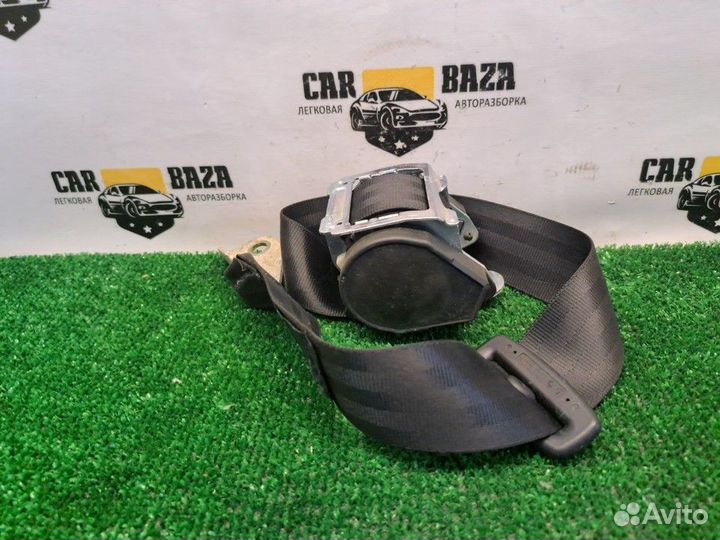 Ремень безопасности задний R Volkswagen Golf