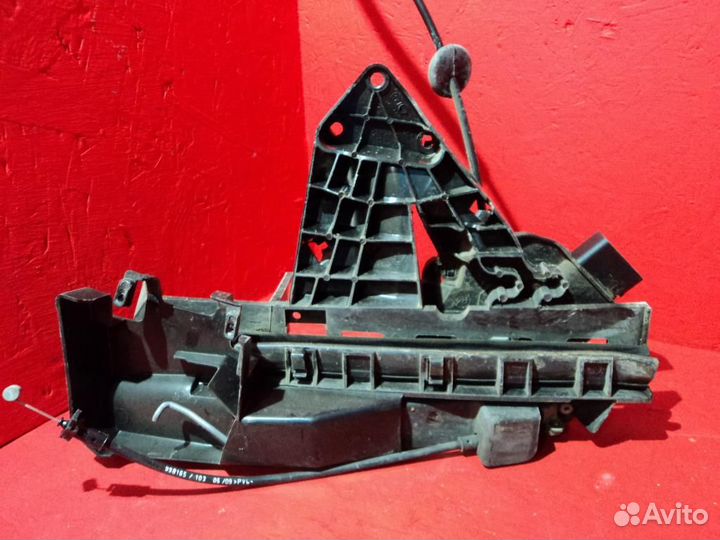 Замок двери передней правой Форд Фокус 2 08