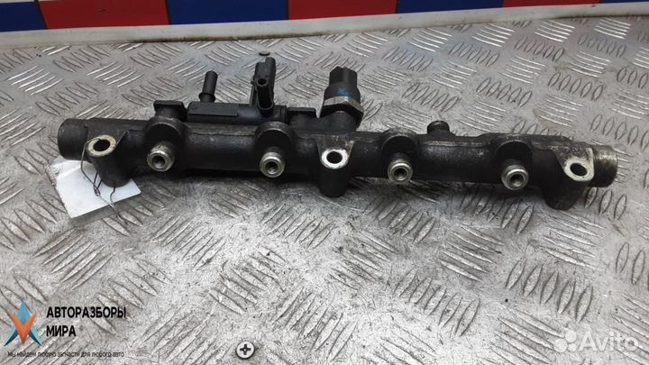 Топливная рампа Peugeot 807 2003