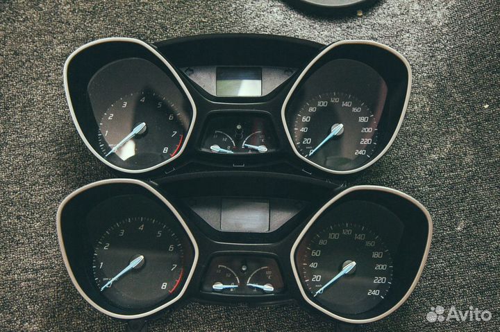 Приборная панель Ford Focus 3