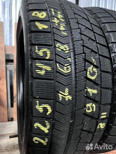 Bridgestone Blizzak VRX 225/45 R18 и 245/40 R18 91Q