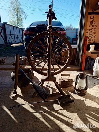 Прялка деревянная старинная