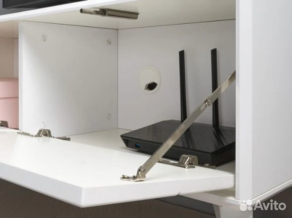 Тумба под Тв белая Спейс