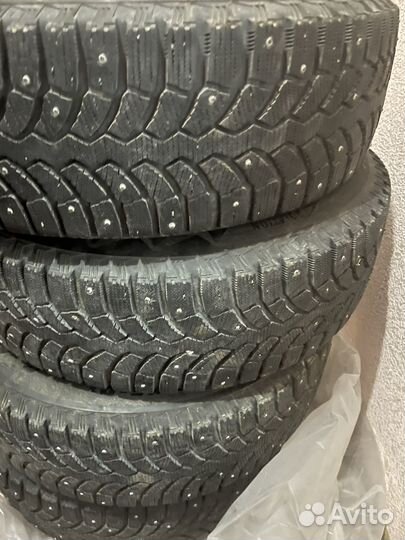 Bridgestone Blizzak Spike-01 185/65 R15 88T