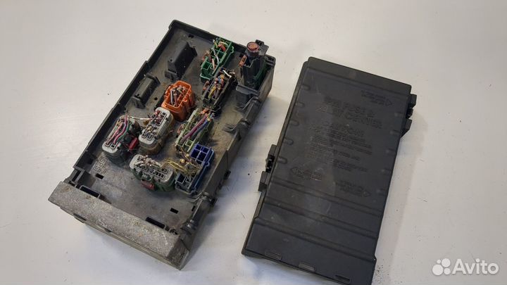 Блок предохранителей Chrysler Voyager, 2006