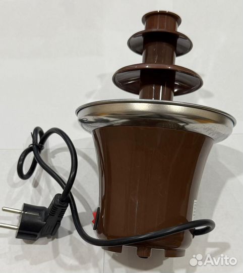 Шоколадный фонтан фондюшница электрическая