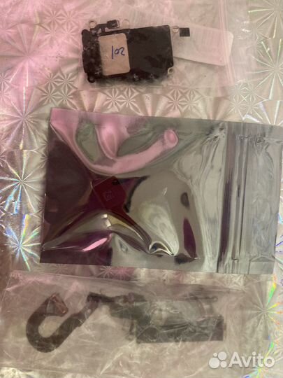 Запчасти iPhone 8