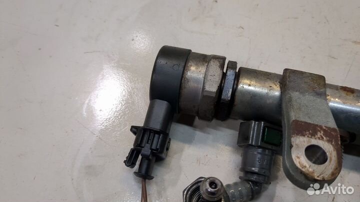 Рампа топливная Land Rover Freelander 2