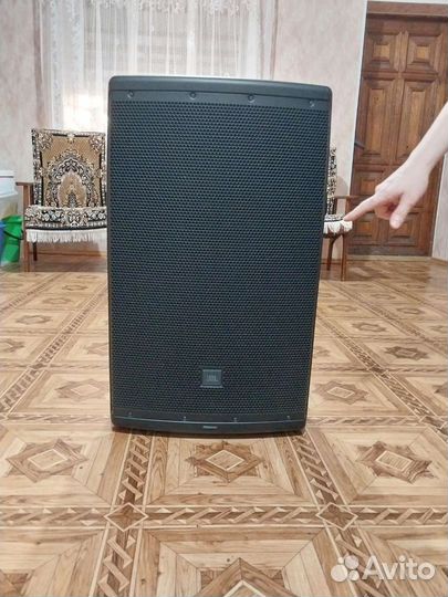 Музыкальная колонка jbl eon 615