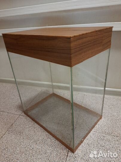 Аквариум в комплекте со всем оборудованием