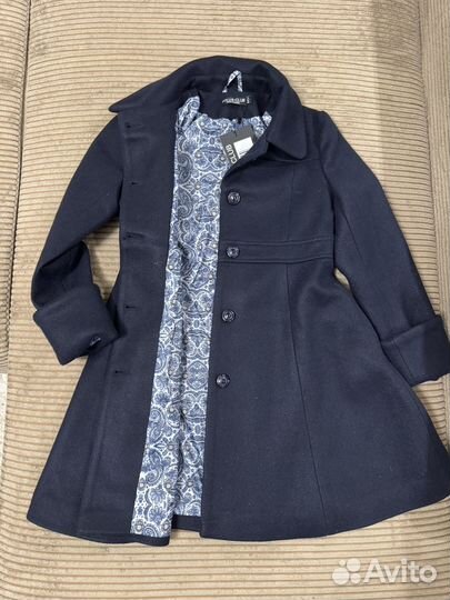Пальто для девочки новое. Разм.134
