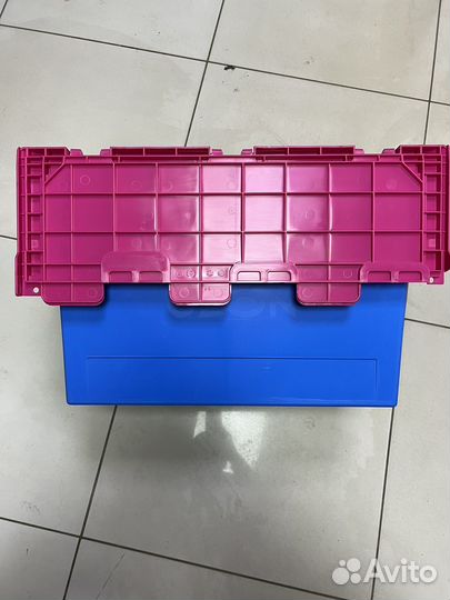 Ящик пластиковый с крышкой