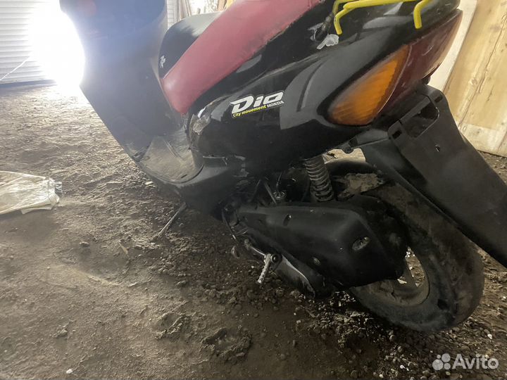 Скутер Honda Dio