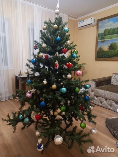 Елка искуственная