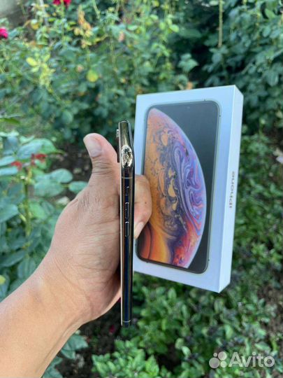 iPhone XS Золото