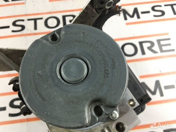 Блок ABS Bmw 5-Series F10 N20B20B 2011