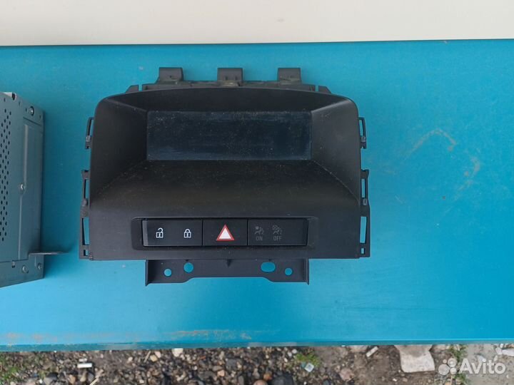 Штатная магнитола opel astra j