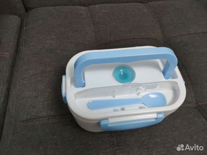 Контейнер для еды с подогревом