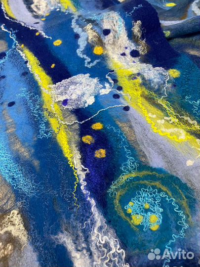 Валяный шарф ручной работы