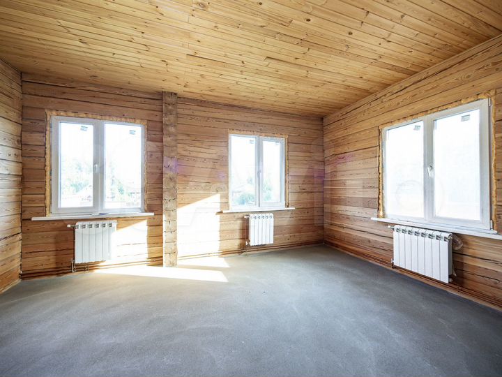 Дом 157 м² на участке 10 сот.