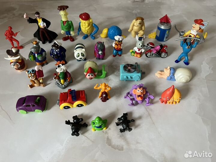 Игрушки из киндера 90х цена за все разные 30 штук