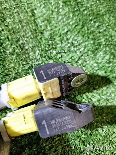 Датчик подушки безопасности Subaru Legacy BM/B14