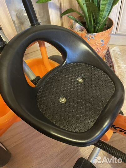 Трёхколёсный велосипед Kreiss с ручкой