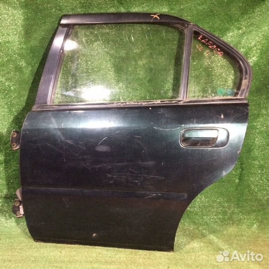 Дверь задняя левая Honda Rafaga CE4 зелёная