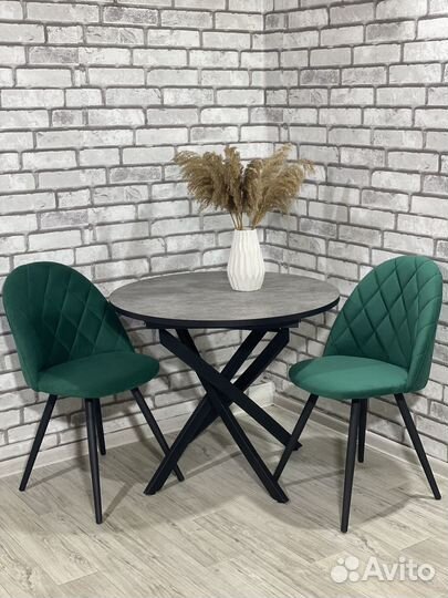 Обеденная группа стол и стулья (4шт)