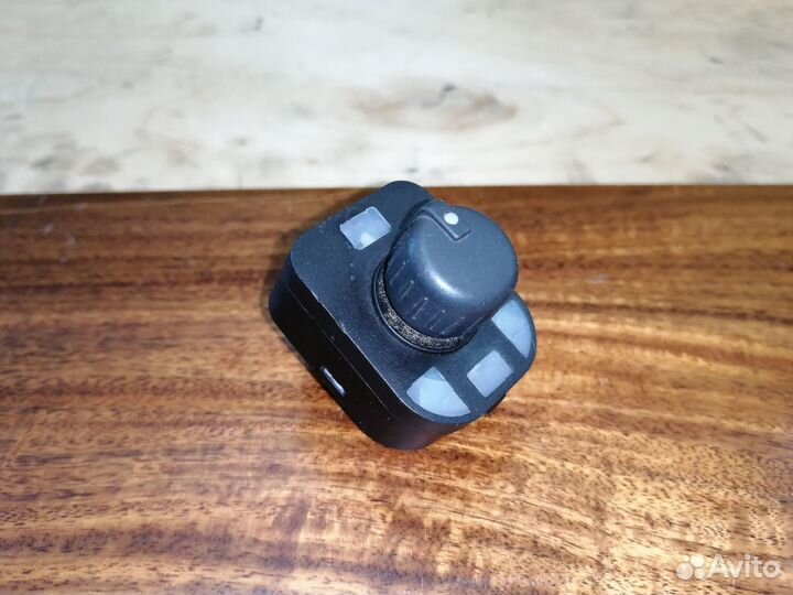 Джойстик зеркал Audi A6 C6