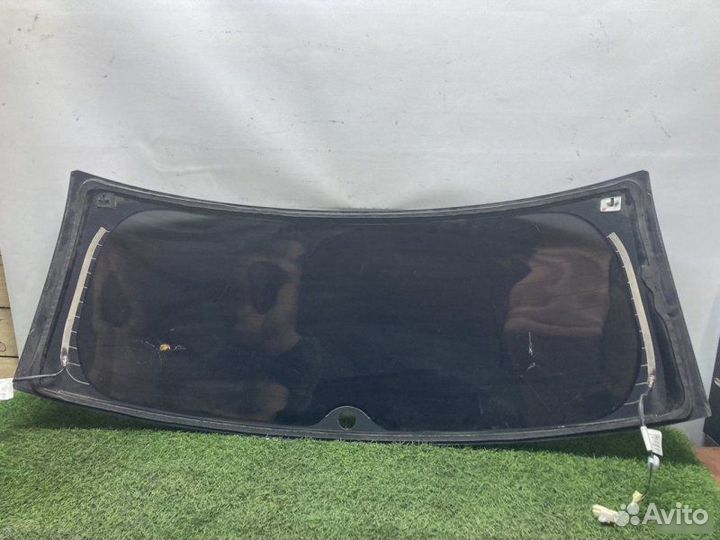 Стекло двери багажника Toyota Avensis 2 2003-2008