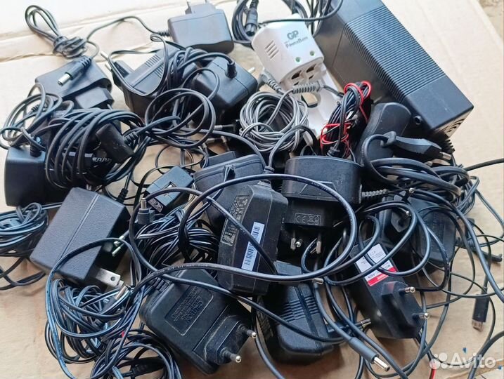 Блоки питания / зарядные устройства