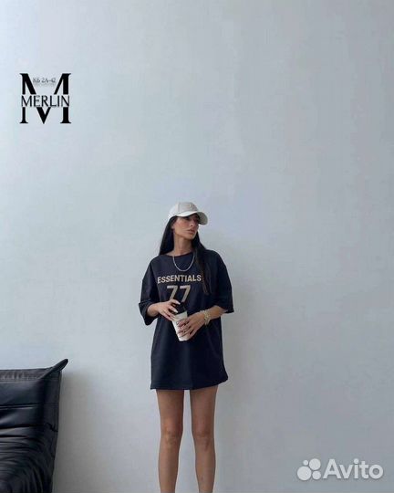 Продам футболку новая 44-46