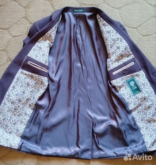 Костюм фирмы Van Cliff