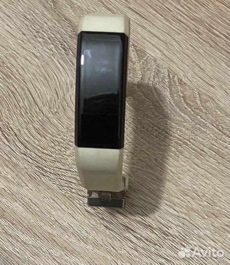 Фитнес браслет