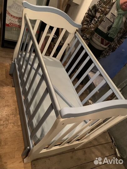 Детская кроватка